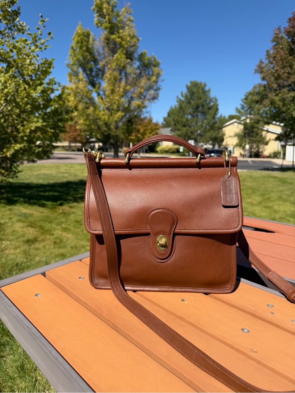 Vintage Coach Willis 9927 Vicuna Brown Leather Crossbody Bag